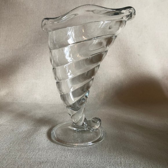 Cornucopia Glass - Picture 4 of 7